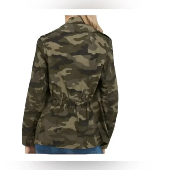Love Tree Women’s size smalll camo zip up jacket - Picture 2 of 14